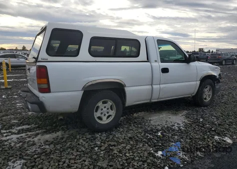 2000 Chevrolet Silverado C1500 из США, поврежденный, VIN 1GCEC14W1YZ226234